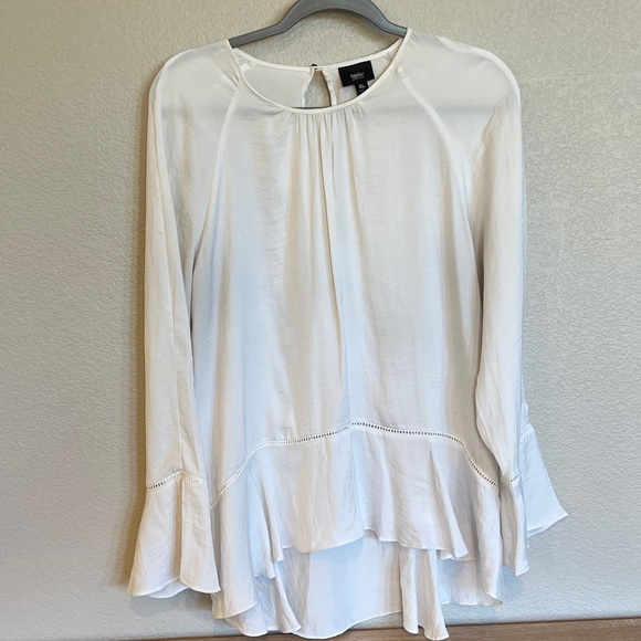 H&M Cream Flowy Blouse - Picture 1 of 4